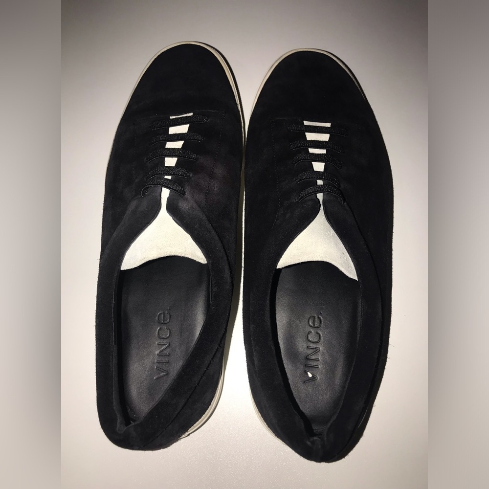 Vince. Sneaker Loafers Casual Shoes, Elastic Laces, Black/ White Size 9.5M - Picture 4 of 10